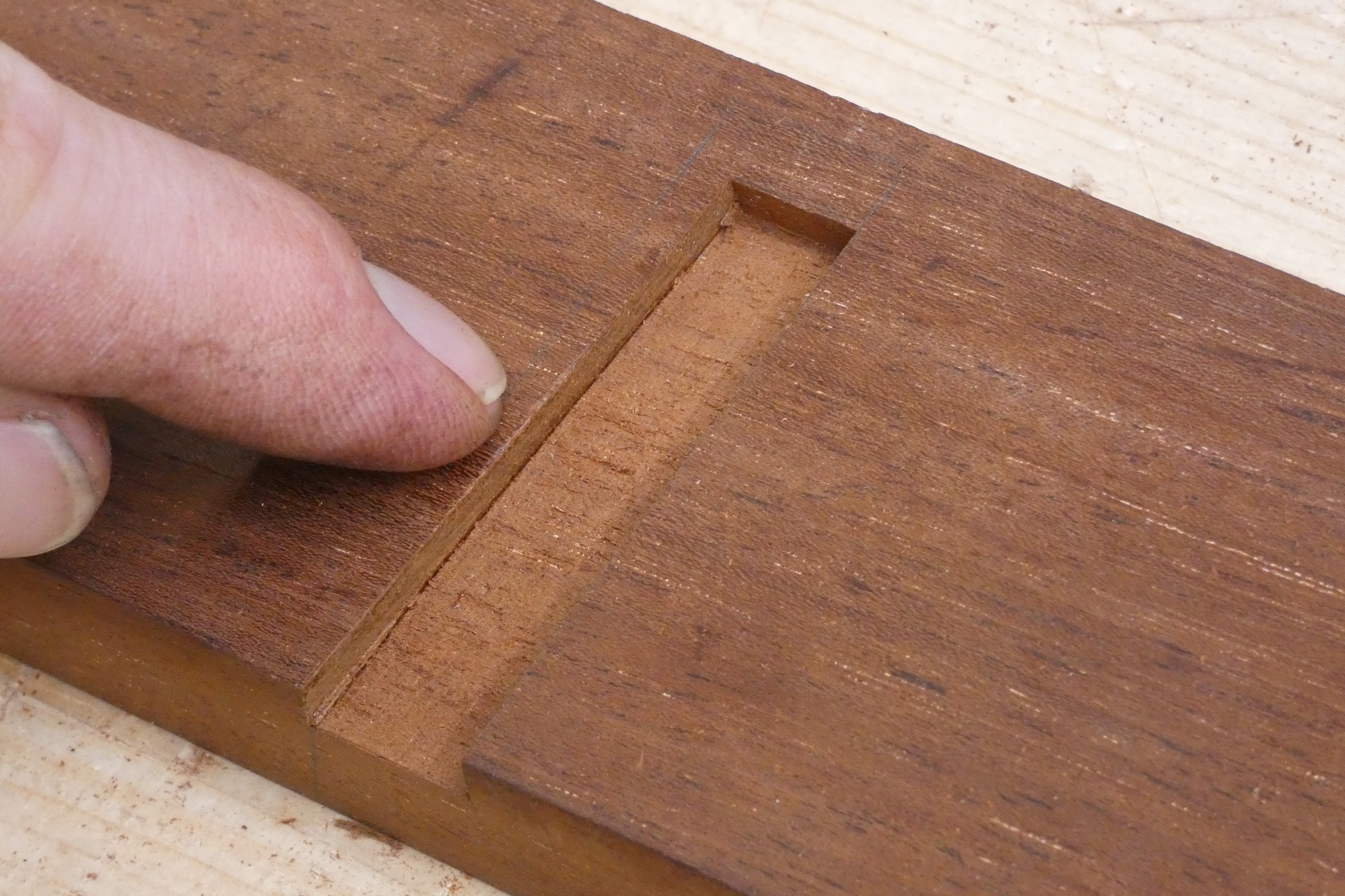 Read more about the article Hone Your Accuracy – Sliding Dovetails (Part II)